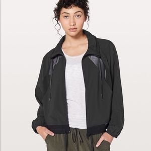 NWT - lululemon Get Going Jacket Black Size 4